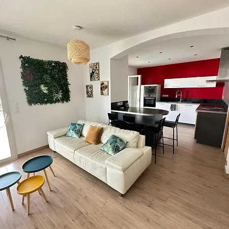 Entier Avec Piscine Apartment